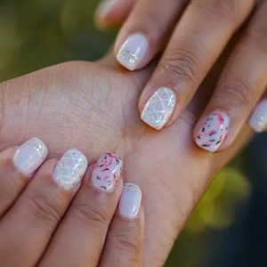 Beauty T nail gallery