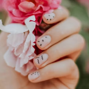 Beauty T nail gallery
