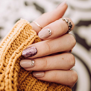 Beauty T nail gallery