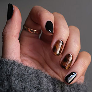 Beauty T nail gallery